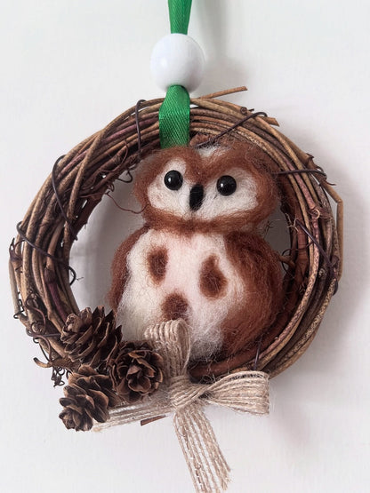 Ornements personnage en laine (Noël)